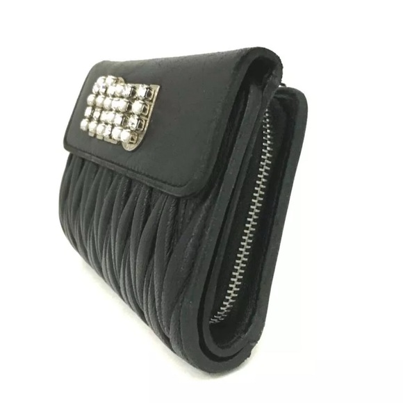 Authentic MIU MIU Matelasse Bijou Logo Gather Leather Trifold Wallet - Picture 8 of 13